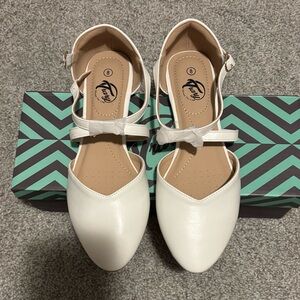 Trary White Women's Flats with Ankle Strap